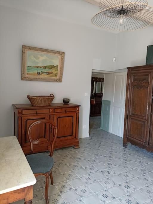 Maison Rosiris Pernes-les-Fontaines Exteriör bild